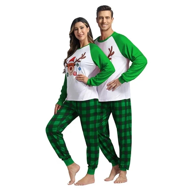Cute Matching Christmas Pajamas For Couples - Image 11
