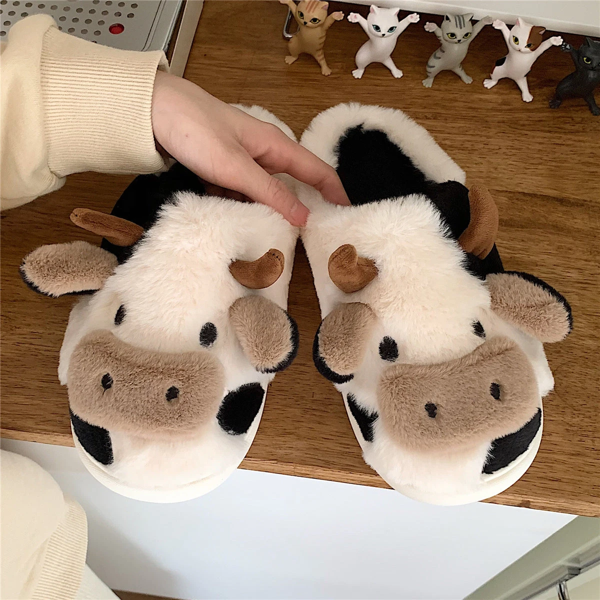 Matching Slipper For Couple - Image 2