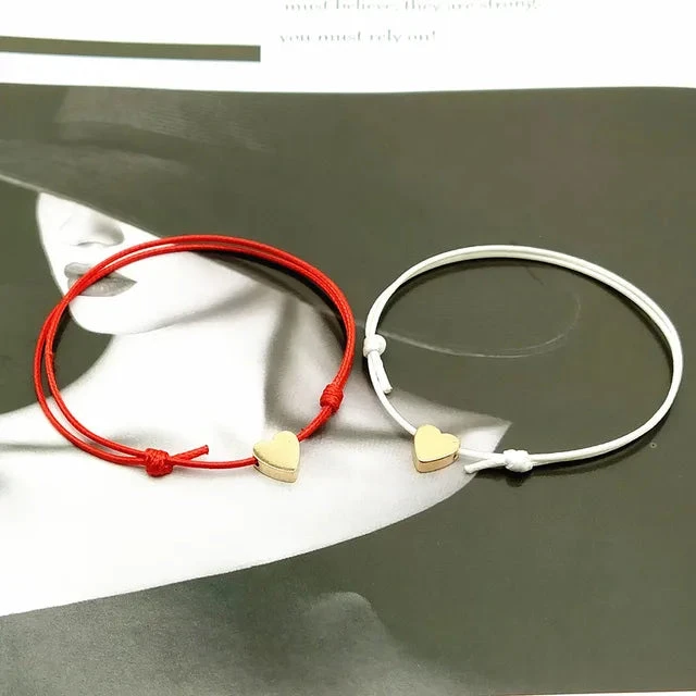 Simple Gold Heart Bracelet - Image 2