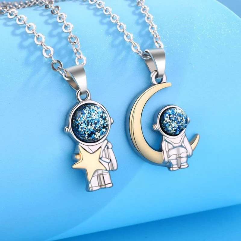 Astronaut Cute Matching Necklace - Image 3