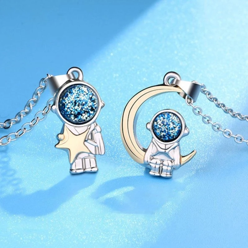 Astronaut Cute Matching Necklace - Image 4