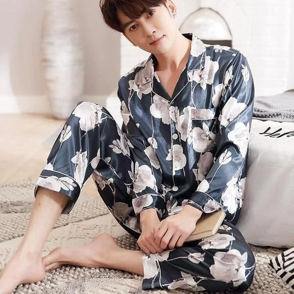 Matching Winter Pajamas For Couples - Image 7